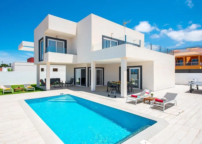 Shasya With Air Conditioning Вілла Адехе