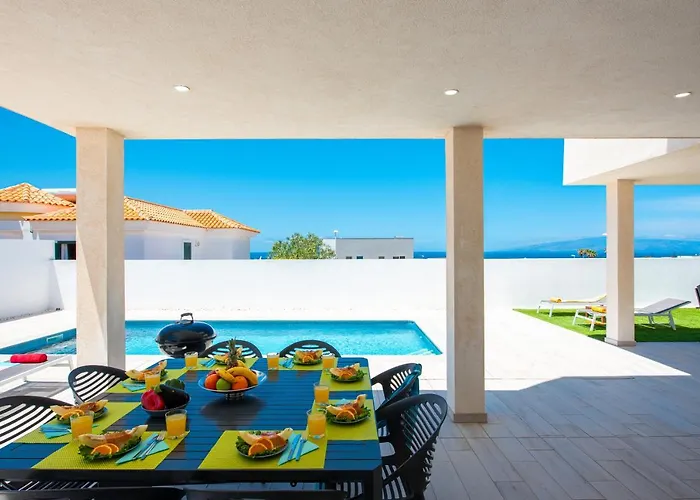 Shasya With Air Conditioning * Адехе