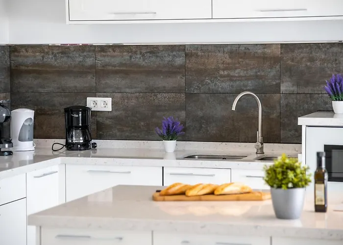 Shasya With Air Conditioning * Адехе