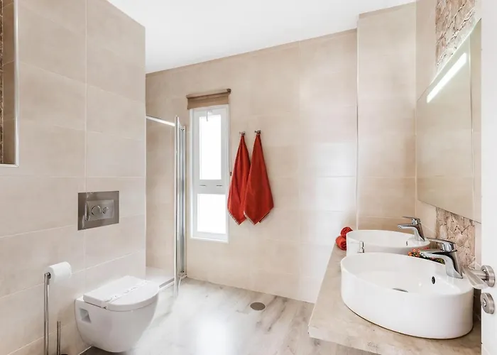 Shasya With Air Conditioning Вілла Адехе