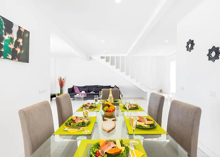 Shasya With Air Conditioning Адехе