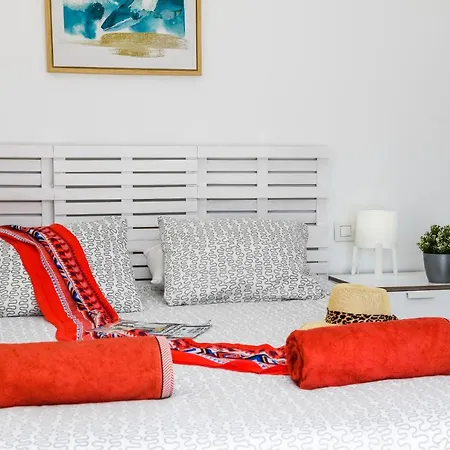 Shasya With Air Conditioning Villa *