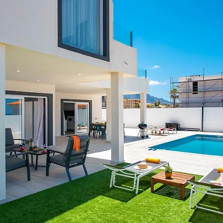 Shasya With Air Conditioning Villa